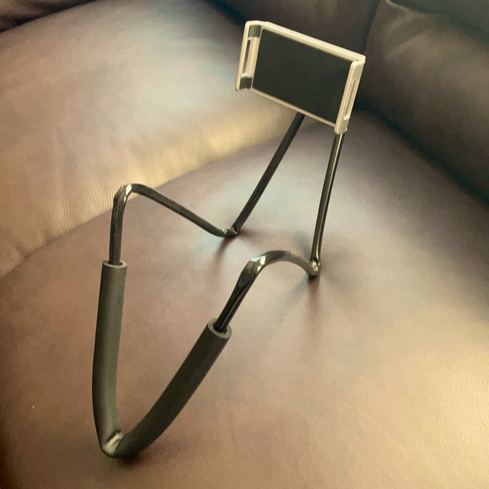 Video Neck Rest